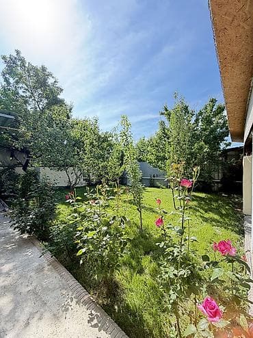 район ауца: 🏡 Продается дом 📍 Алтымышева / Матыева Рядом: университет МУК, Азия — 9