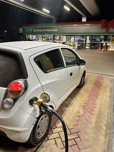 pontiac sunfire: Chevrolet Spark: 2013 г., 1 л, Автомат, Бензин, Хэтчбэк — 5