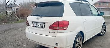 id 4: Toyota Ipsum: 2002 г., 2.4 л, Автомат, Газ, Минивэн — 5