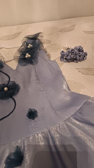 на 11 лет: Детское платье, цвет - Голубой, Б/у — 2