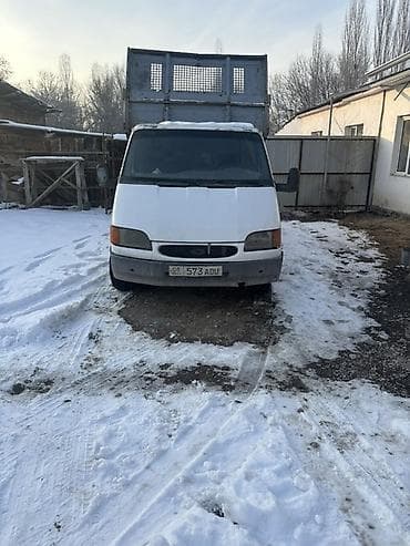 pasat b3: Легкий грузовик, Ford, Стандарт, 3 т, Б/у — 2