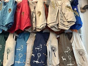 Толстовки, худи: Национальные жилеты с вышивкой - Крой: классический безрукавный жилет — 4