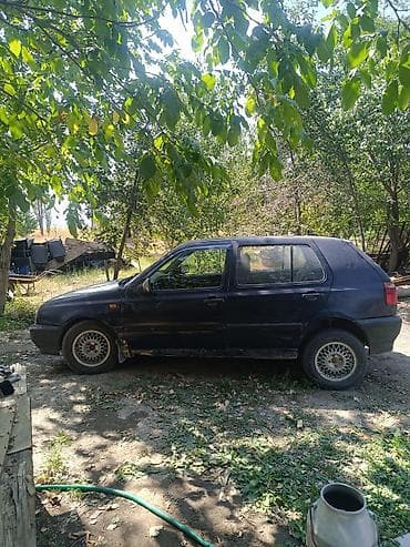 запчасть голф 4: Volkswagen Golf: 1993 г., 1.6 л, Механика, Бензин, Хэтчбэк — 3