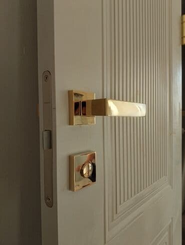 ремонт межкомнатных деревянных дверей: Установка межкомнатных дверей любой сложности, выезд бесплатно Строго — 1