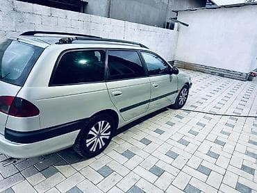 toyota sequoia: Toyota Avensis: 2000 г., 2 л, Механика, Дизель, Универсал — 4