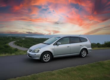 обмен на авто с доплатой: Honda Stream: 2003 г., 1.7 л, Автомат, Бензиновая, Универсал — 1