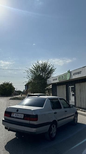 велтмейстер авто: Volkswagen Vento: 1993 г., 1.8 л, Механика, Седан — 6