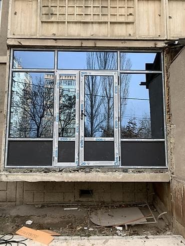 ветрозащита: Алюминиевое окно на заказ, Тип окна: Панорамные, Декоративные особенности: Декоративный переплет, Платная установка, В рассрочку — 7