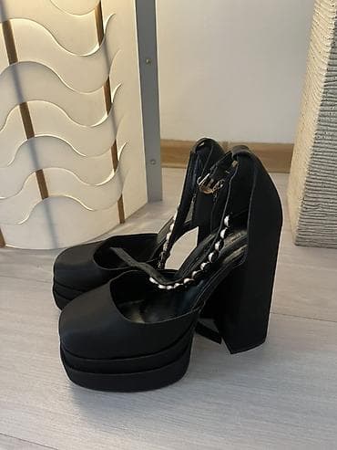 Эркектер кийими: Черные женские туфли на высоком каблуке с платформой. Основные — 1