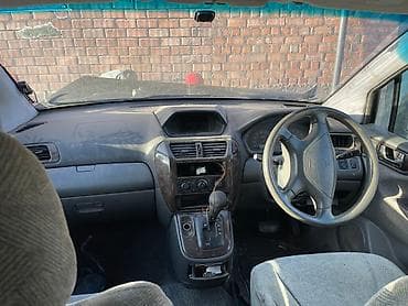 митсубиси спэйс стар: Mitsubishi Chariot: 1999 г., 2.4 л, Автомат, Бензин, Минивэн — 2