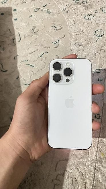 IPhone 14 Pro, Б/у, 256 ГБ, Белый, Кабель