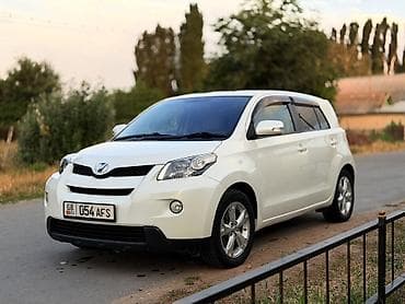 small car: Toyota Ist: 2007 г., 1.8 л, Автомат, Бензин, Универсал — 4