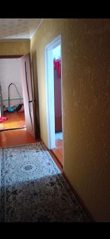 офис тему в бишкеке: 65 м², 4 комнаты, Без подселения — 2