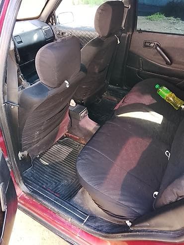 audi c4: Volkswagen Passat: 1989 г., Механика, Газ, Седан — 7