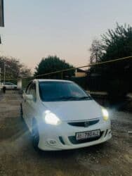 авто с последующим выкупом бишкек фит: Honda Fit: 2003 г., 1.5 л, Автомат, Бензин, Седан — 1