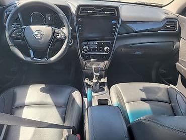 другие марки: Ssangyong Tivoli: 2021 г., 1.5 л, Автомат, Бензин, Кроссовер — 5