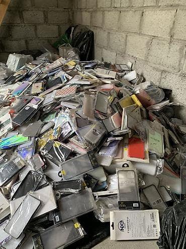 Другое оборудование для бизнеса: Чехлы для телефонов За всё 12.000 сом Состав: - Большой микс чехлов — 4