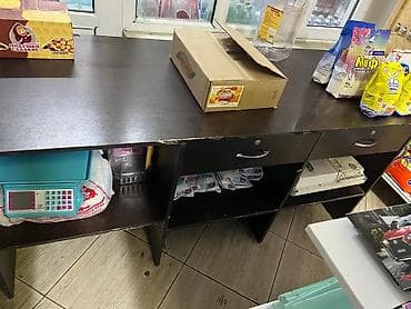 Торговый прилавок/кассовый стол для магазина. - Материал: ЛДСП — 1