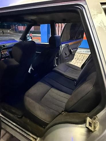 гетз 2: Mercedes-Benz E-Class: 1995 г., 2.2 л, Ручные, Бензин, Универсал — 7