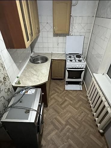 Недвижимость: 1 комната, 35 м², 105 серия, 5 мкр 105 серия, 1 этаж, Косметический ремонт — 5