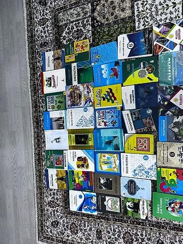 продажа школьных учебников: Продаю книги,в хорошем состоянии. одна штука 150-200 сом — 2