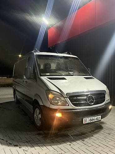 мотоциклы 600 куб: Легкий грузовик, Mercedes-Benz — 3