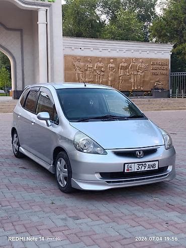forester 2003: Honda Fit: 2003 г., 1.3 л, Вариатор, Бензин, Хэтчбэк — 6