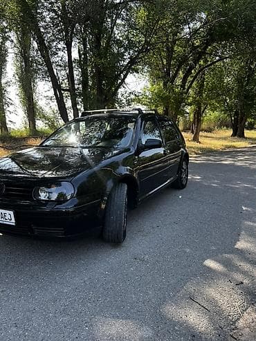 обменяю машину: Volkswagen Golf: 2003 г., 2 л, Автомат, Бензин, Хэтчбэк — 3