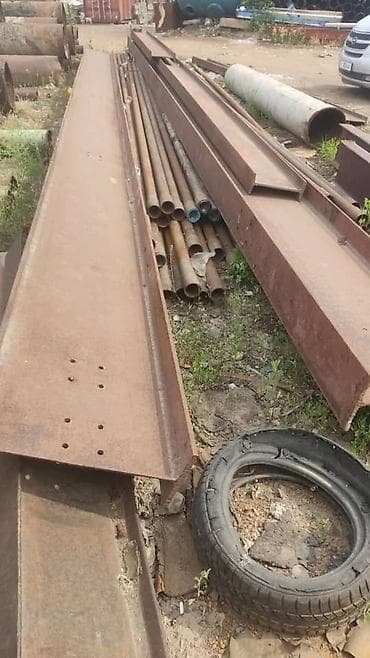 Двутавровая балка: Балка двутавровая и трубы стальные, б/сварных швов Описание: - — 4