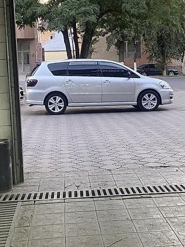 Продажа авто: Toyota Ipsum: 2004 г., 2.4 л, Автомат, Бензин, Минивэн — 8