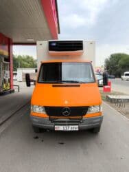 ступенька на спринтер: Рефрижератор на базе Mercedes-Benz (кабина оранжевая, изотермический — 1