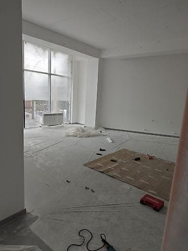 помещение по бизнес: Коммерческое помещение на 2 ом этаже. Площадь помещения составляет — 5