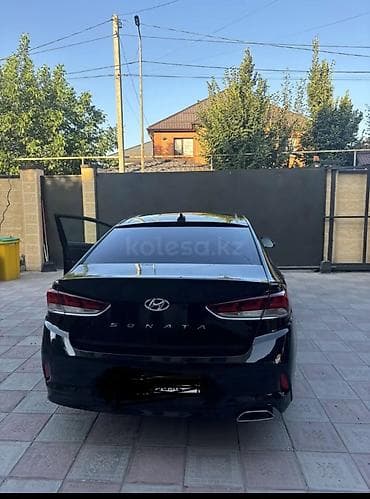 Продажа авто: Hyundai Sonata: 2017 г., 2 л, Автомат, Газ, Седан — 1