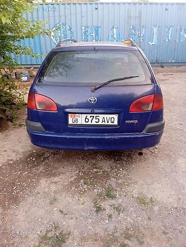багажник универсал: Toyota Avensis: 1999 г., 1.8 л, Механика, Дизель, Универсал — 1