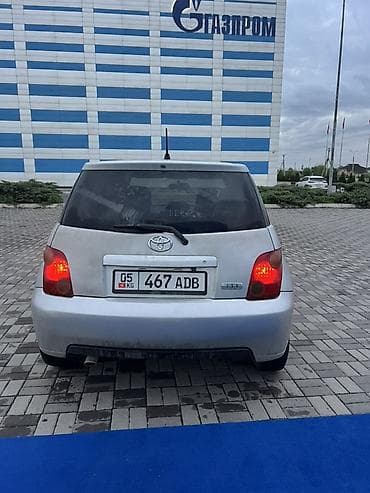 ist 2003: Toyota Ist: 2002 г., 1.5 л, Автомат, Бензин, Хэтчбэк — 4