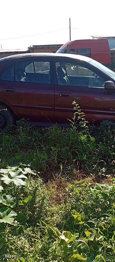 Mitsubishi Carisma: 1999 г., Бензин — 4