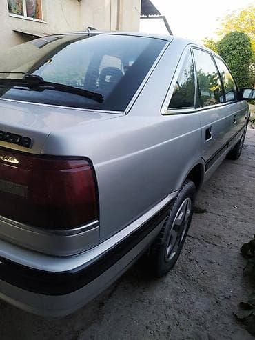 Mazda 626: 1988 г., 2 л, Кол менен иштөөчү, Бензин, Седан — 3