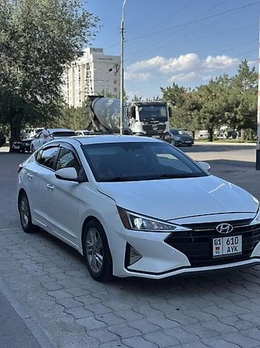 Hyundai Elantra: 2020 г., 2 л, Автомат, Бензин, Седан — 4