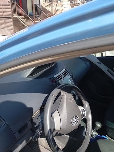 mini kuper: Toyota Yaris: 2008 г., 1.3 л, Робот, Бензин, Хэтчбэк — 1