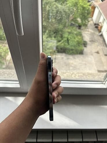 скол: IPhone 13 Pro, Б/у, 128 ГБ, Sierra Blue, Коробка, 77 % — 5