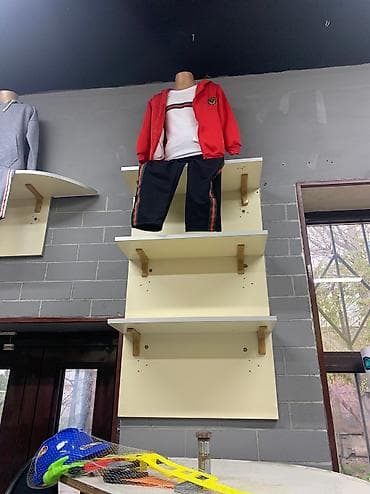 Продаю оборудование для детского магазина Мебель, кассовый стол