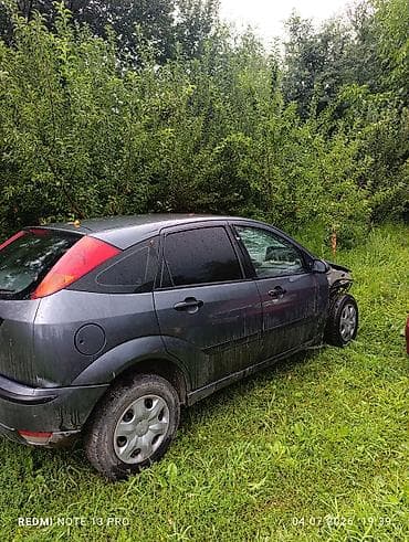 Унаа: Ford Focus I (хэтчбек, 5 дверей), темно‑серый, продаётся целиком под — 3
