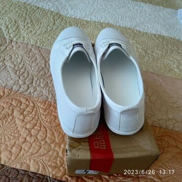 nike react: Продаю новые кожаные кеды весна лето . Не подошёл размер — 6