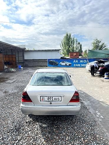 Mercedes-Benz C-Class: 1995 г., 2.2 л, Автомат, Бензин, Седан