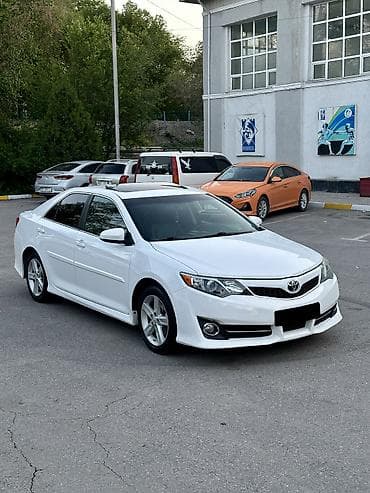 6: Toyota Camry: 2014 г., 2.5 л, Автомат, Бензин, Седан — 4
