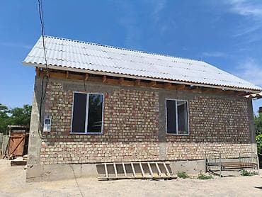 молодой гвардия пол дом: 80 м², 4 комнаты, Бронированные двери — 3