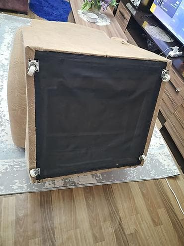 пуфики кресло: Мягкое кресло с широкими подлокотниками и высоким анатомичным спинным — 3