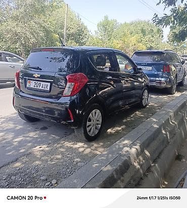 transporter t4: Chevrolet Spark: 2017 г., 1 л, Автомат, Бензин, Хэтчбэк — 3