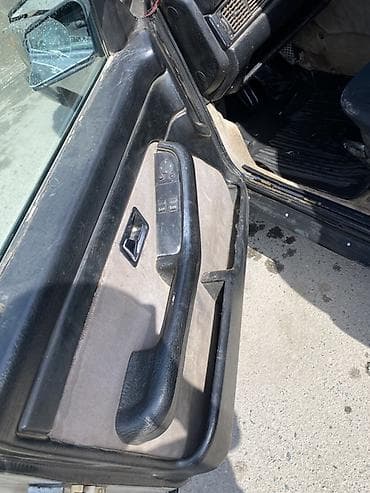 crown s180: Audi 100: 1988 г., 2.3 л, Ручные, Бензин, Седан — 6