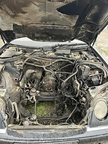 Mercedes-Benz E-Класс (W210), седан, черный цвет, на комплектующие